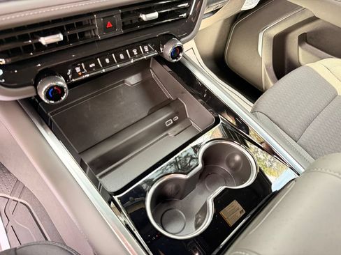 New 2026 Chevrolet Tahoe LS RWD image 21