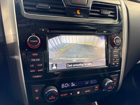 Used 2015 Nissan Altima 2.5 SV w/ Convenience Package FWD image 28