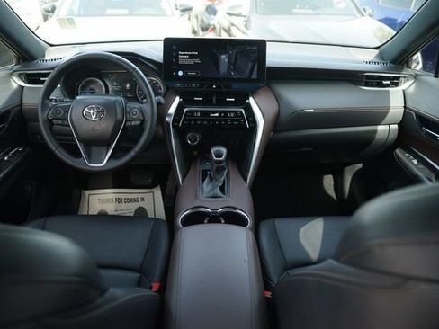 Used 2023 Toyota Venza XLE AWD/4WD image 20