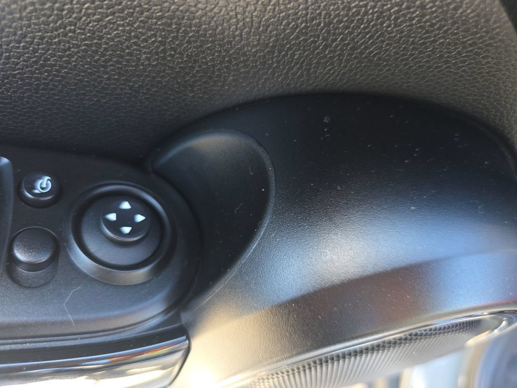 Used 2018 MINI Cooper Convertible FWD image 39
