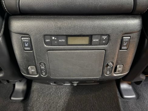 Used 2019 Nissan Armada Platinum w/ Captain's Chairs Package AWD/4WD image 35