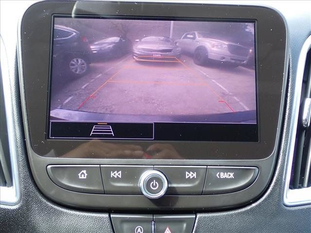 Used 2021 Chevrolet Malibu LT FWD image 17