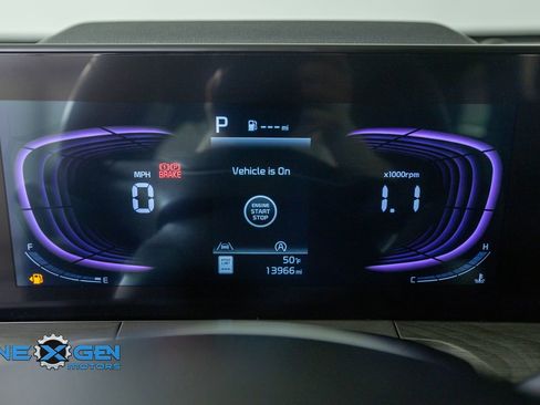 Used 2025 Kia Telluride EX X-Line AWD/4WD image 16