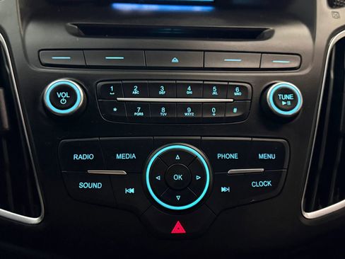 Used 2017 Ford Focus ST image 33