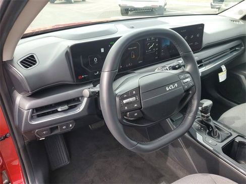 Certified 2025 Kia K4 EX image 23