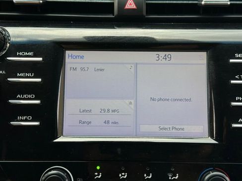 Used 2018 Toyota Camry L image 26