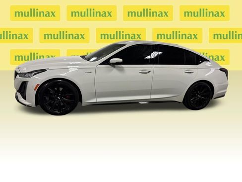 Used 2021 Cadillac CT5 V w/ Premium Package image 9
