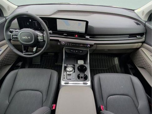 New 2026 Kia Carnival SX FWD image 16