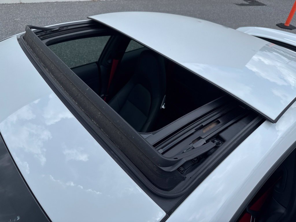 Used 2014 Porsche 911 Carrera S RWD image 33