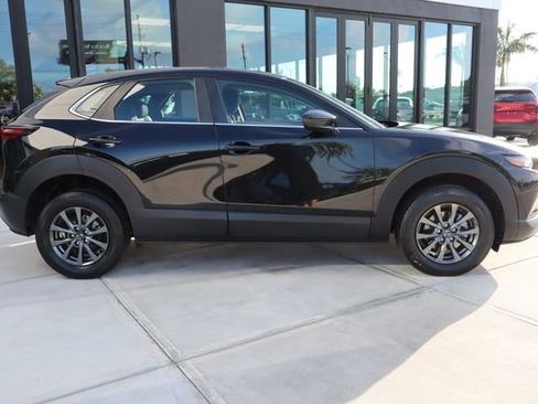 Used 2023 MAZDA CX-30 AWD 2.5 S image 2
