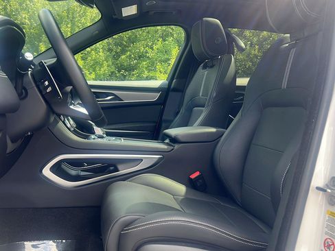 Used 2026 Jaguar F-PACE R-Dynamic S AWD/4WD image 21