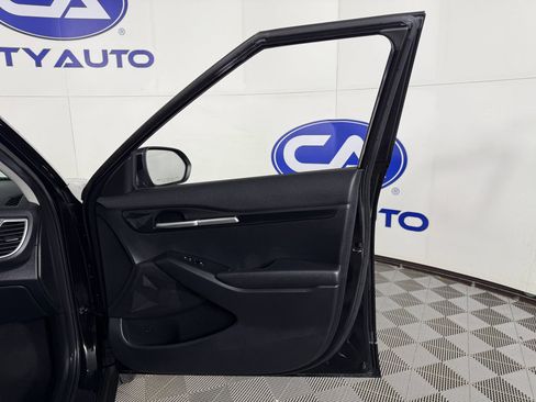 Used 2021 Kia Seltos LX image 14