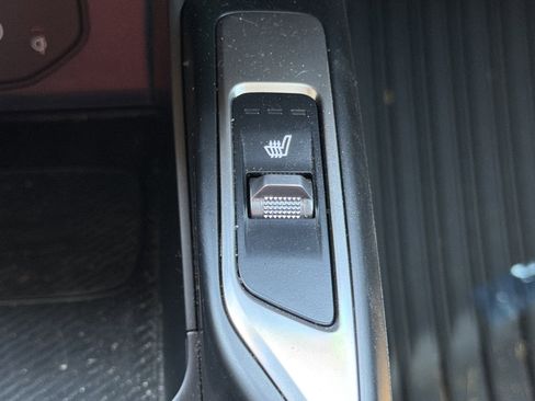 Used 2025 Kia Sorento S w/ Panoramic Sunroof Package FWD image 9