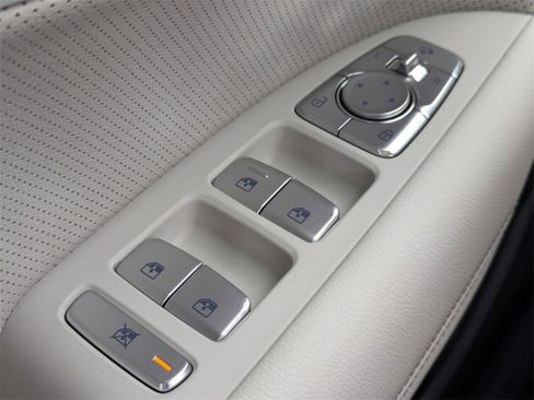 New 2025 Genesis G70 2.5T w/ Sport Prestige Package image 27