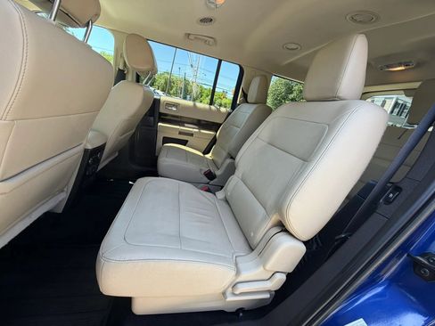 Used 2015 Ford Flex SEL w/ Equipment Group 202A AWD/4WD image 16
