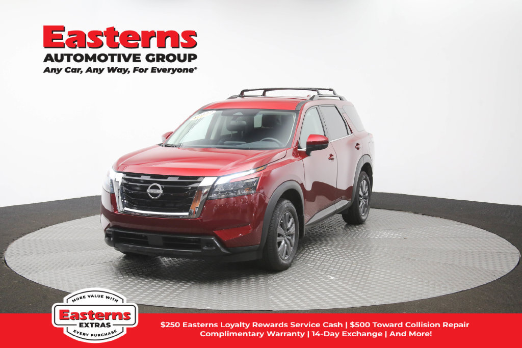 Used 2024 Nissan Pathfinder SV AWD/4WD image 57