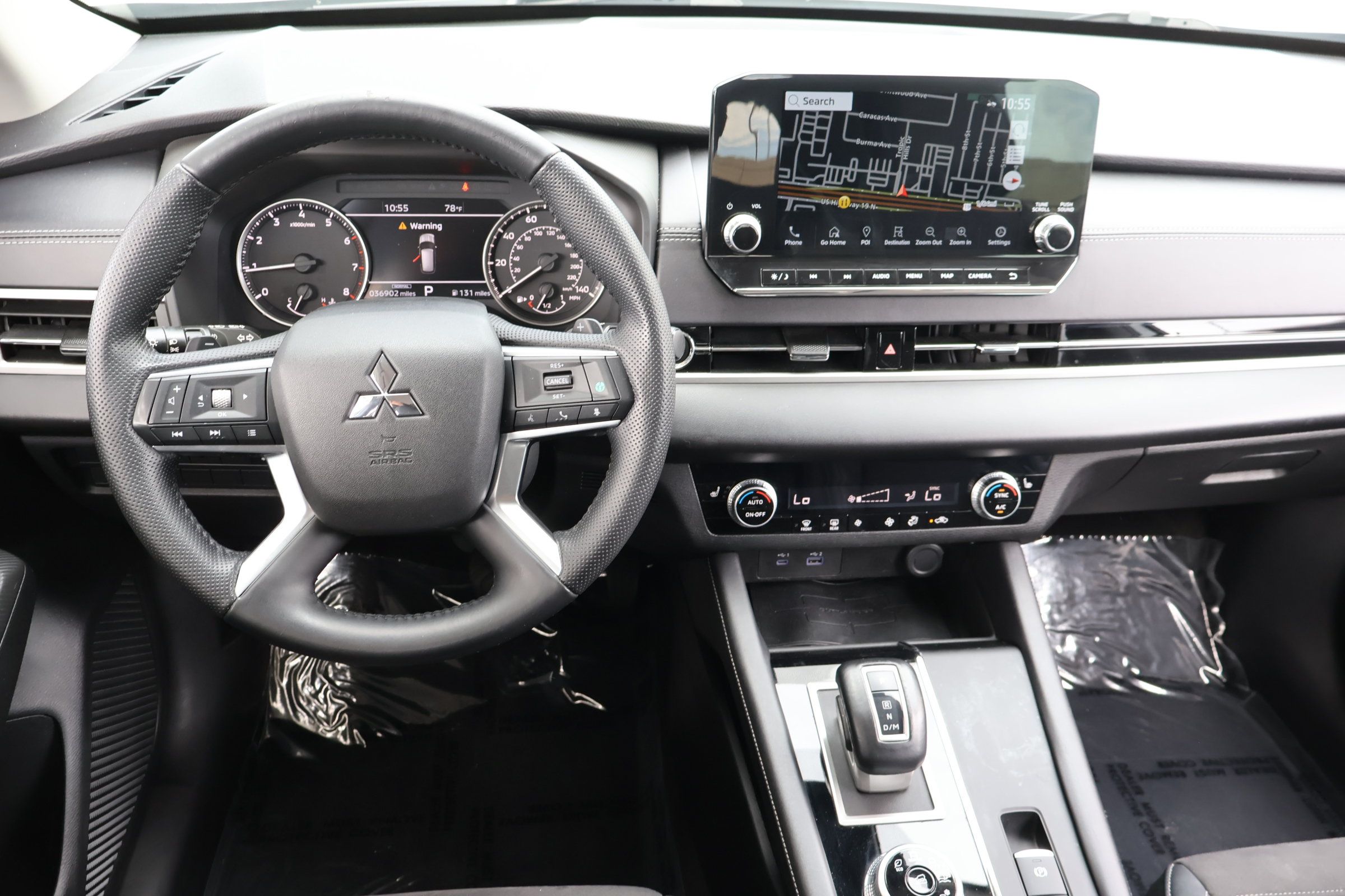 Used 2023 Mitsubishi Outlander SE FWD image 18