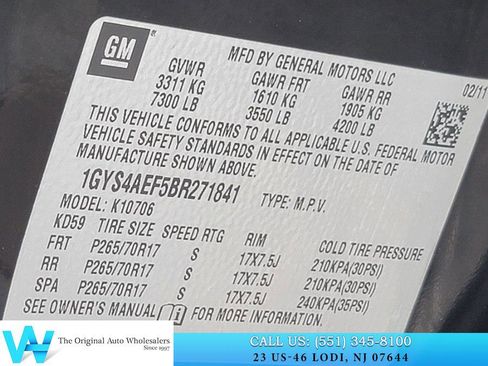 Used 2011 Cadillac Escalade AWD w/ Touring Package image 24