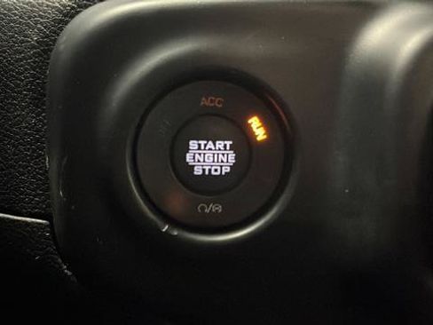 Used 2022 Jeep Wrangler Unlimited Rubicon 4xe w/ Safety Group AWD/4WD image 21