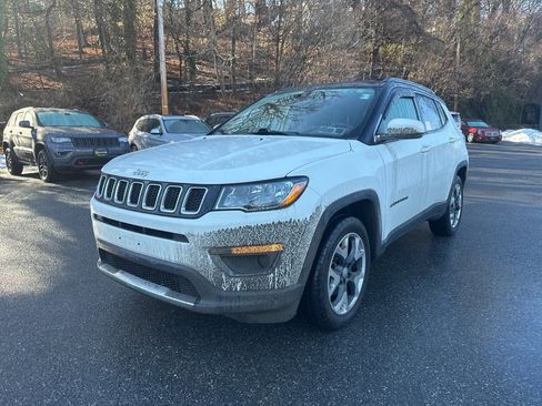 Used 2018 Jeep Compass Limited image 3