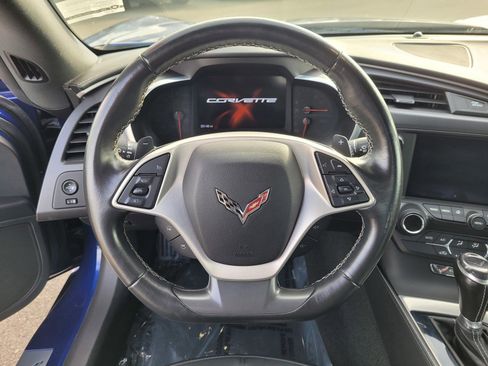 Used 2017 Chevrolet Corvette Stingray Coupe w/ 1LT image 11
