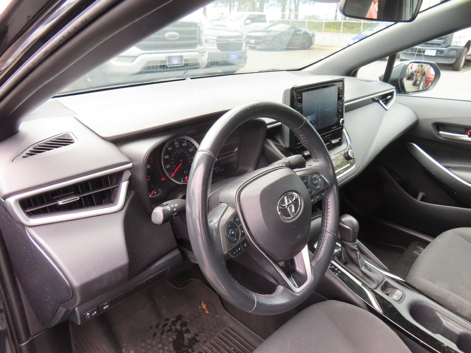 Used 2022 Toyota Corolla SE FWD image 13