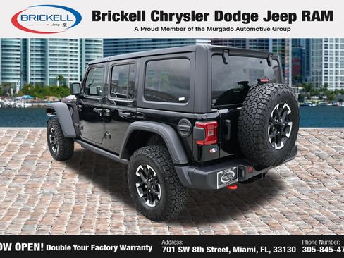 Used 2026 Jeep Wrangler Unlimited Rubicon AWD/4WD image 4