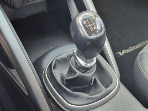 Used 2014 Hyundai Veloster w/ Style Package 02 FWD image 15