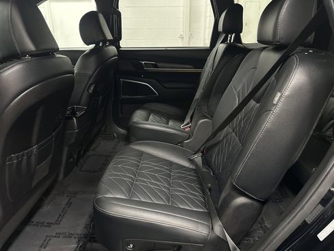 Used 2024 Kia Telluride SX X-Line image 35