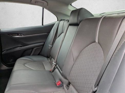 Used 2020 Toyota Camry XSE image 13