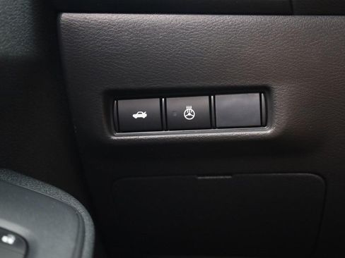 New 2026 Nissan Sentra SV w/ SV Convenience Package FWD image 18