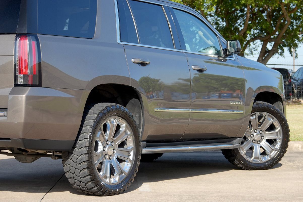 Used 2015 GMC Yukon Denali w/ Open Road Package AWD/4WD image 36