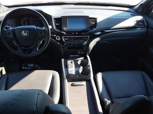 Used 2023 Honda Ridgeline Black Edition image 6