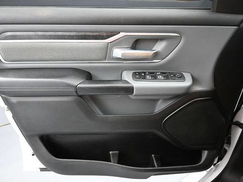 Used 2022 RAM 1500 Big Horn AWD/4WD image 15