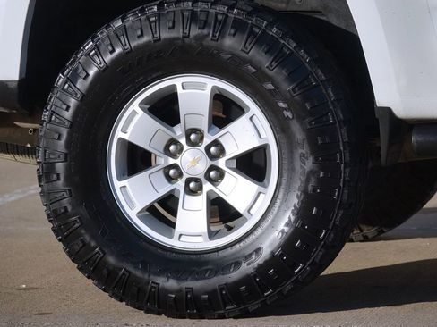 Used 2018 Chevrolet Colorado W/T w/ WT Convenience Package image 29