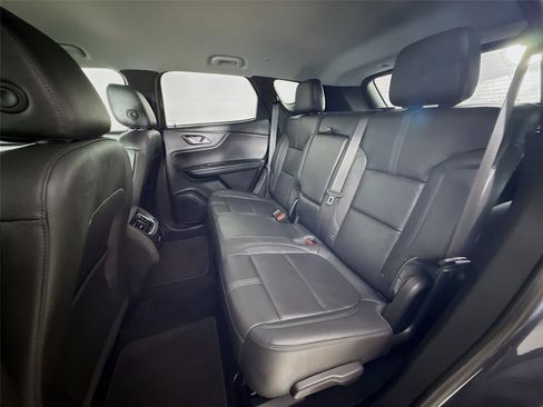 Used 2022 Chevrolet Blazer LT image 23