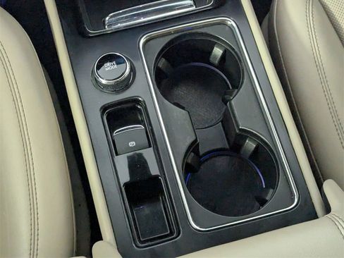 Used 2022 Lincoln Corsair Reserve w/ Elements Package image 21