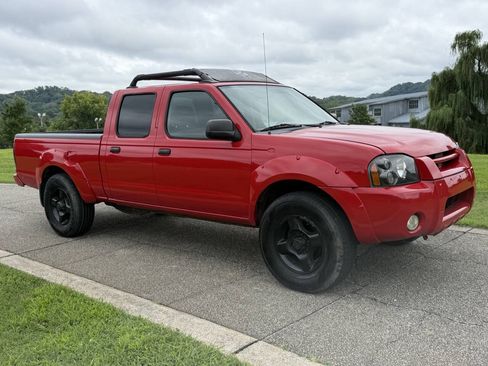 Used 2002 Nissan Frontier SVE AWD/4WD image 10