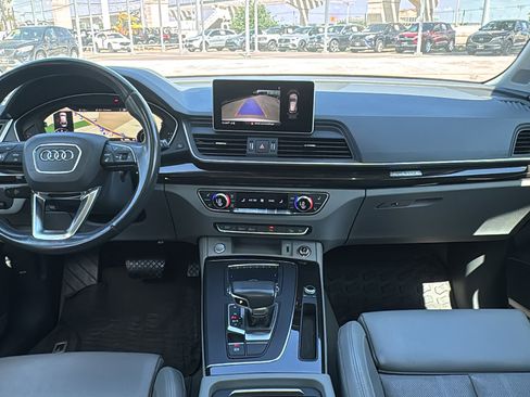 Used 2019 Audi Q5 2.0T Premium Plus w/ Premium Plus Package AWD/4WD image 17