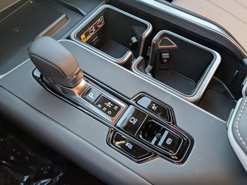 New 2026 Lexus TX 500h AWD image 20