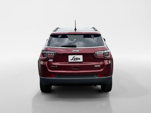 Used 2021 Jeep Compass Latitude w/ Sun and Sound Group AWD/4WD image 5