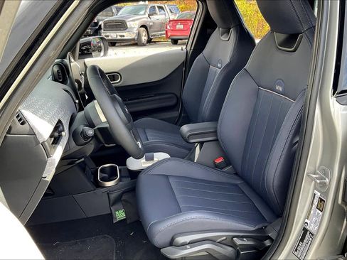 Used 2025 MINI Cooper S image 7