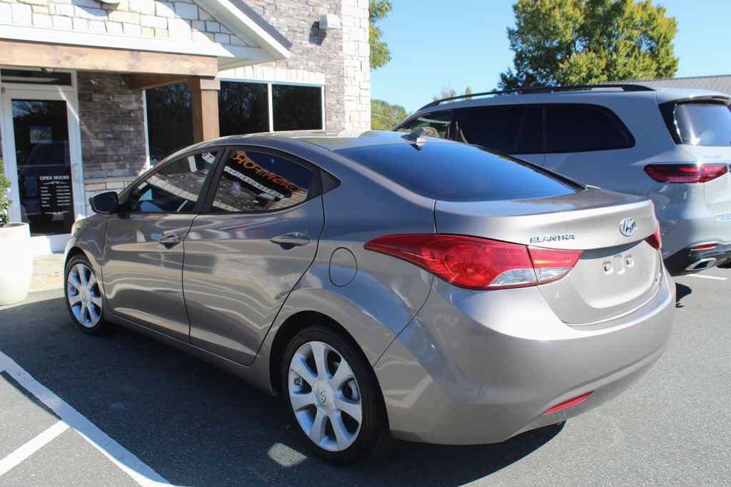 Used 2013 Hyundai Elantra Limited FWD image 7