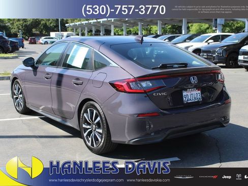 Used 2022 Honda Civic EX-L image 9