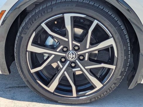 Used 2024 Toyota Prius Prime image 13