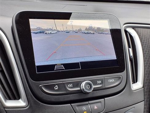 Used 2024 Chevrolet Malibu LT w/ Midnight Edition image 8