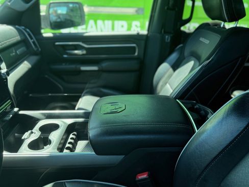 Used 2025 RAM 1500 Laramie image 4