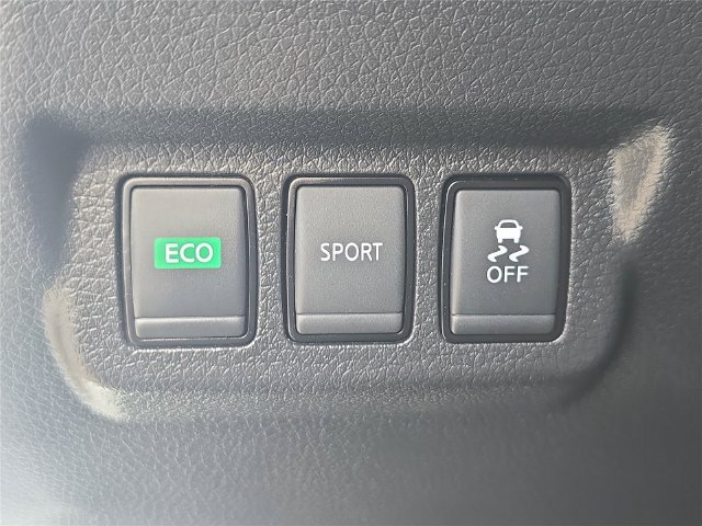 Used 2017 Nissan Sentra S FWD image 22