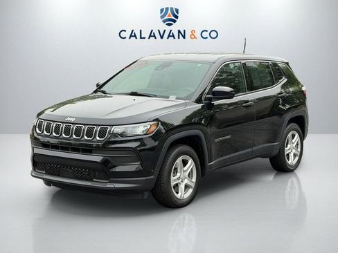 Used 2023 Jeep Compass Sport AWD/4WD image 3