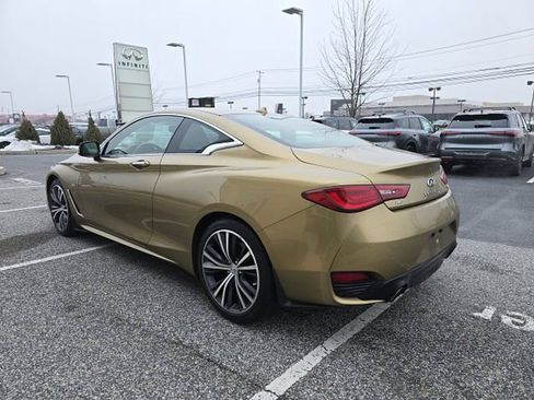 Used 2018 INFINITI Q60 3.0t Luxe w/ Sensory Package 3.0T Luxe image 5